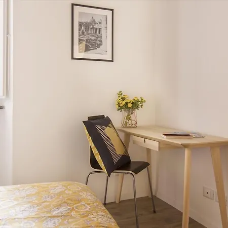 Cozy In Via Degli Spagnoli - Fromhometorome * Rome