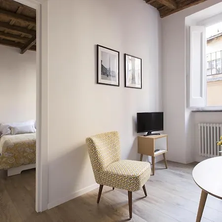 Cozy In Via Degli Spagnoli - Fromhometorome Apartment