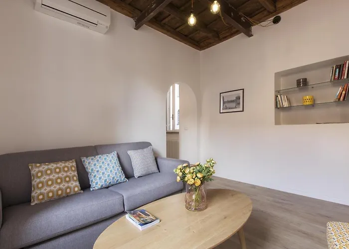Appartement Cozy In Via Degli Spagnoli - Fromhometorome Rome